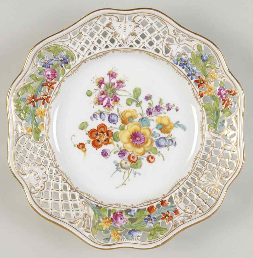 DRE102 Luncheon Plate by Dresden (German)-1