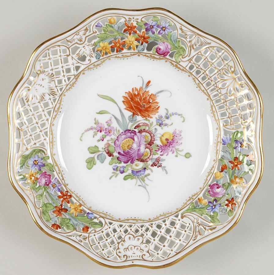 DRE102 Luncheon Plate by Dresden (German)-1