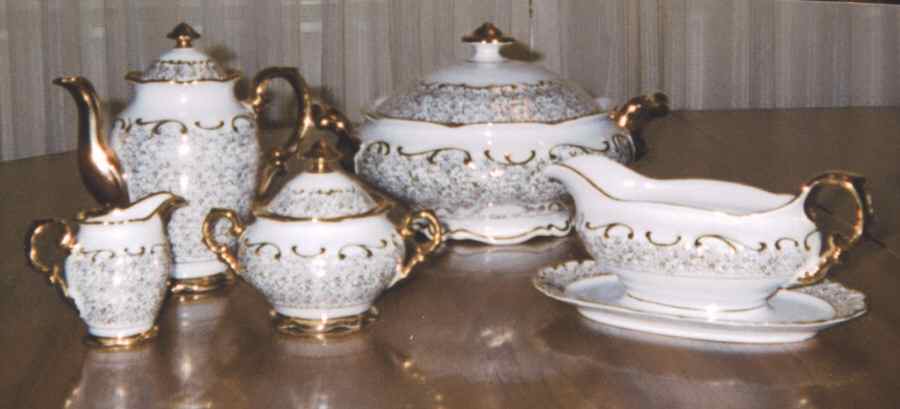 DRE104 Coffee Pot & Lid by Dresden (German)-1