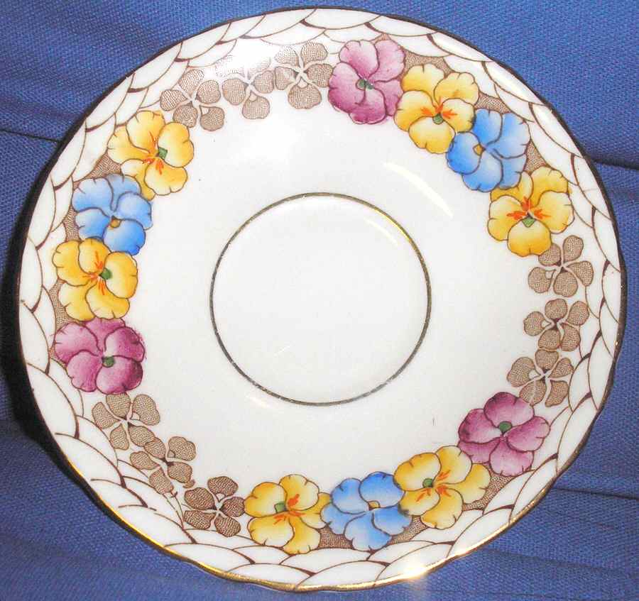 5173 Saucer by Delphine-1