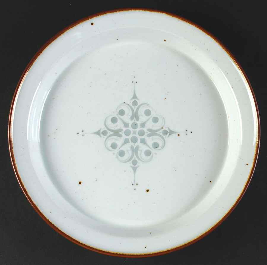 DAN147 Dinner Plate by Dansk-1