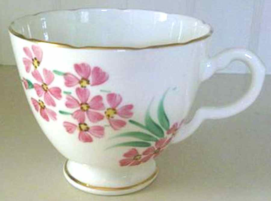 5109 Footed Cup by Delphine-1