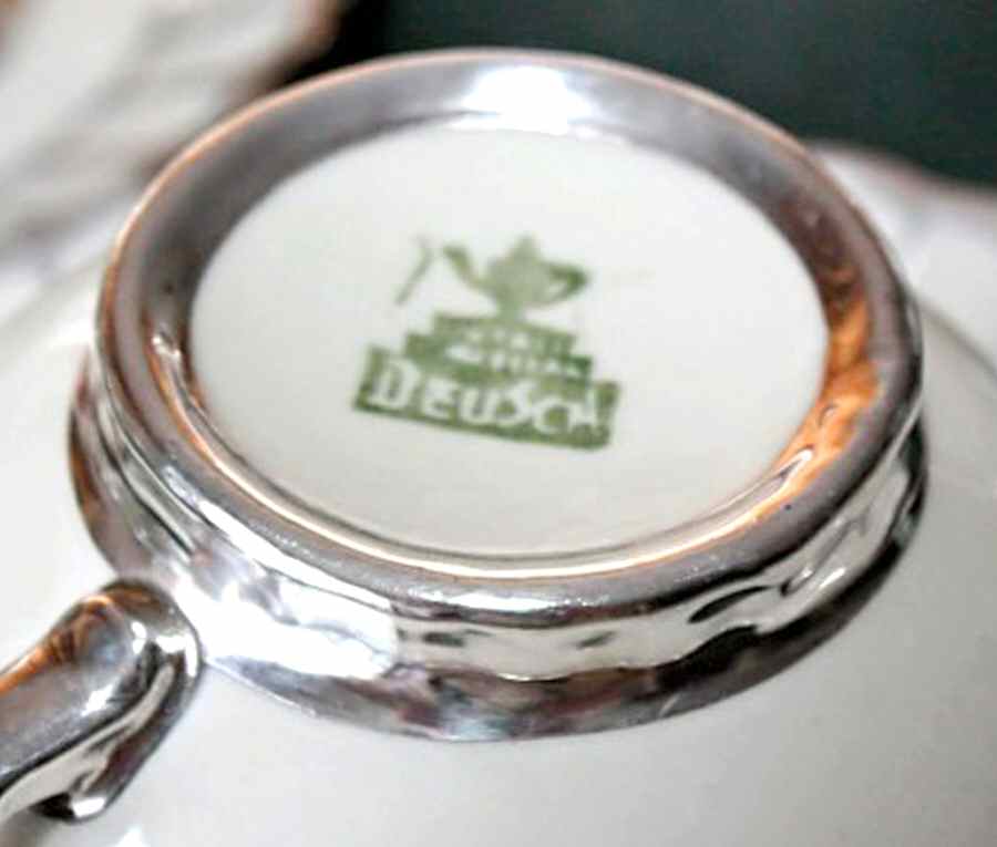 DEU3 Footed Cup by Deusch & Co-1