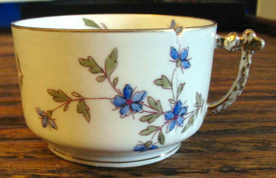 DMT49 Footed Cup by G Demartine-1