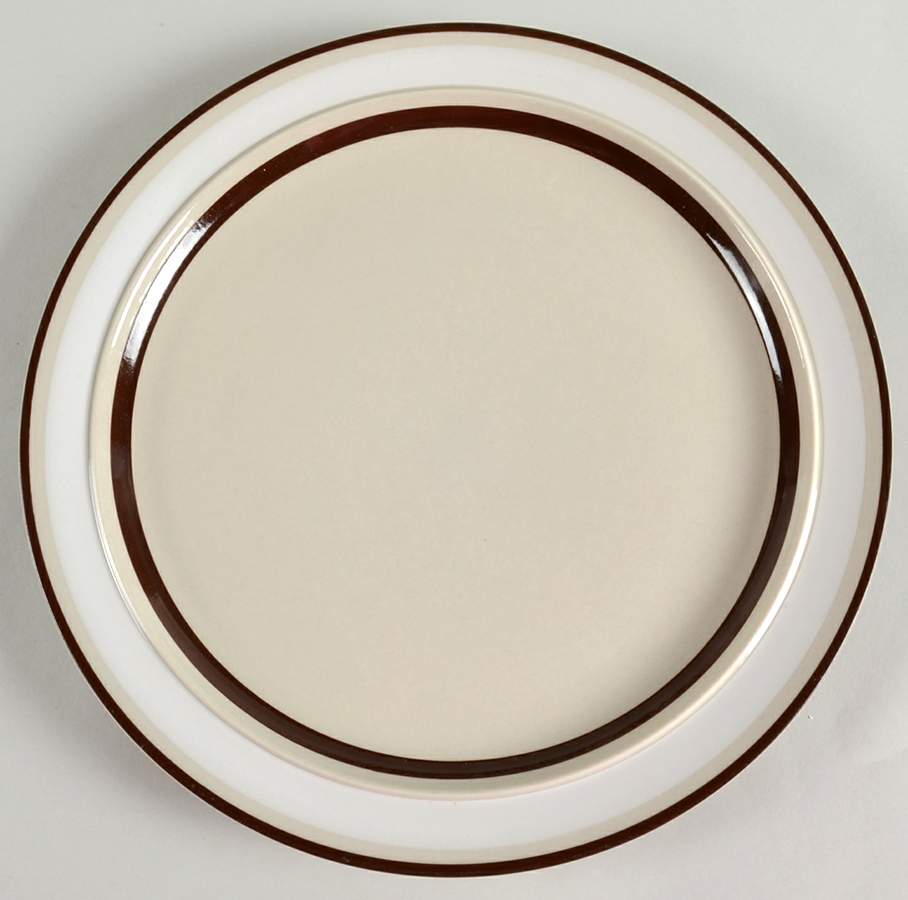 Akey White Dinner Plate by Dachi-1