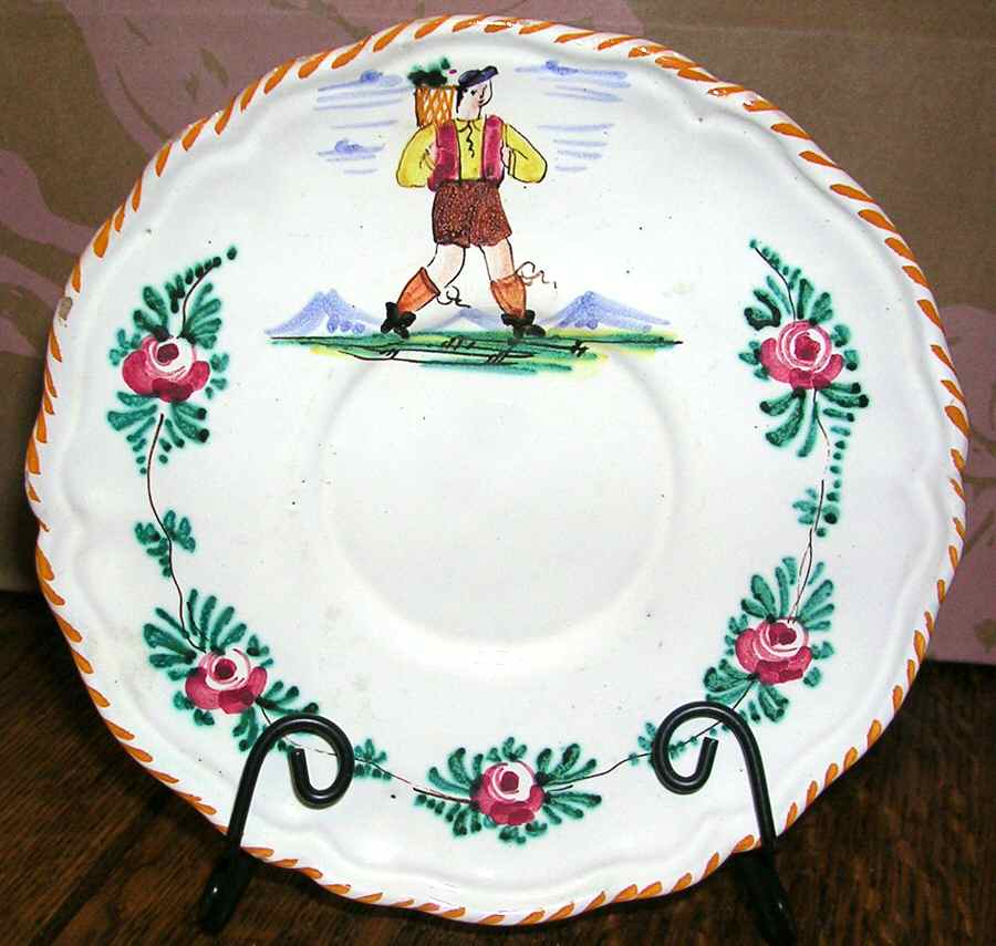Paesana Saucer by Deruta (Italy)-1