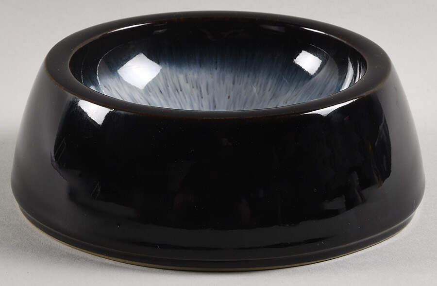 Halo Small Dog Bowl by Denby-Langley-1