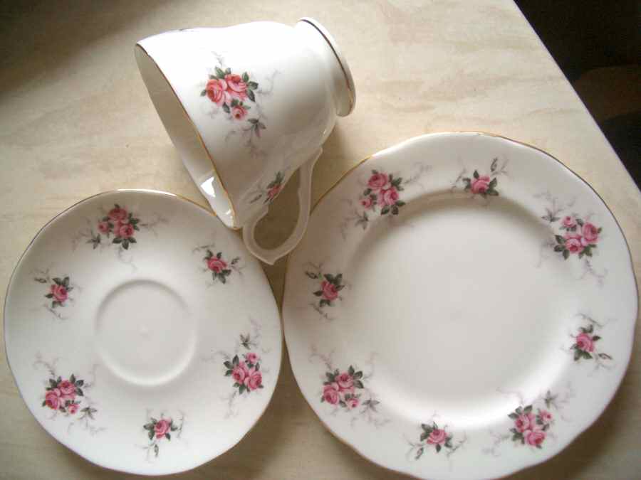 DUC60 Bread & Butter Plate by Duchess-1