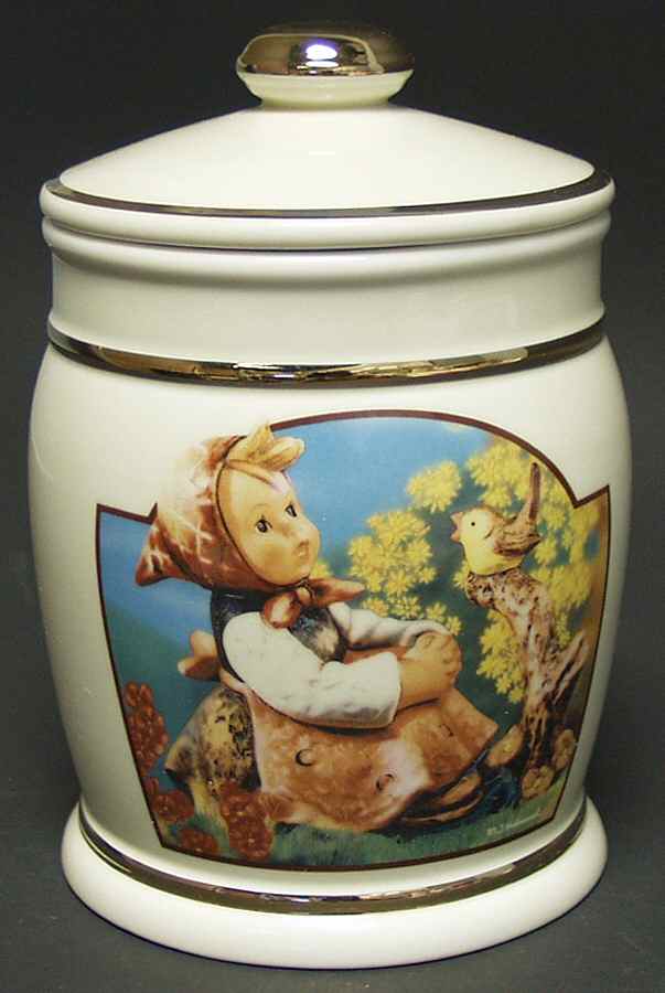Hummel Collection Large Canister & Lid with Seal Ring by Danbury Mint-1