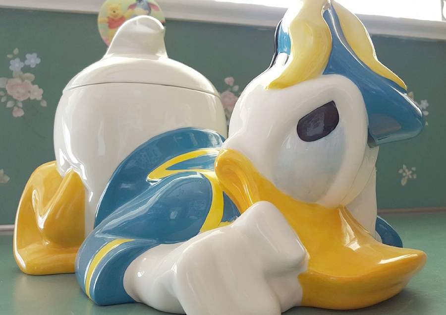 Cookie Jars Figural Cookie Jar & Lid by Zrike-1