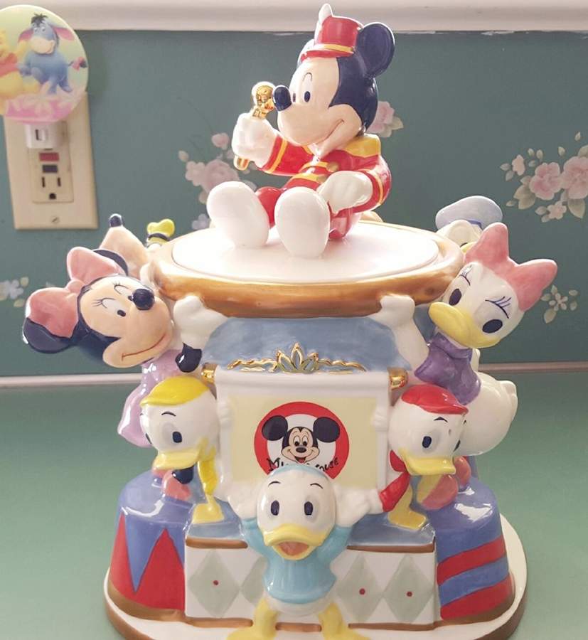Cookie Jars Figural Cookie Jar & Lid by Zrike-1