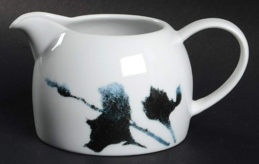 Silhuet Creamer by Dansk-1