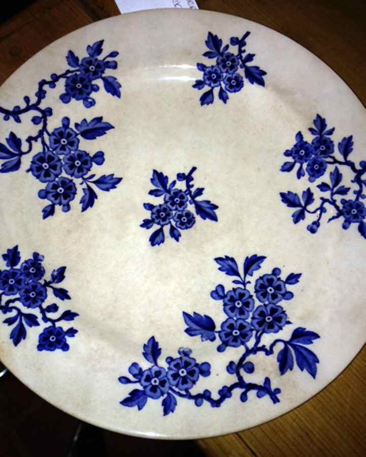 Pompadour Dinner Plate by Dunn Bennett-1
