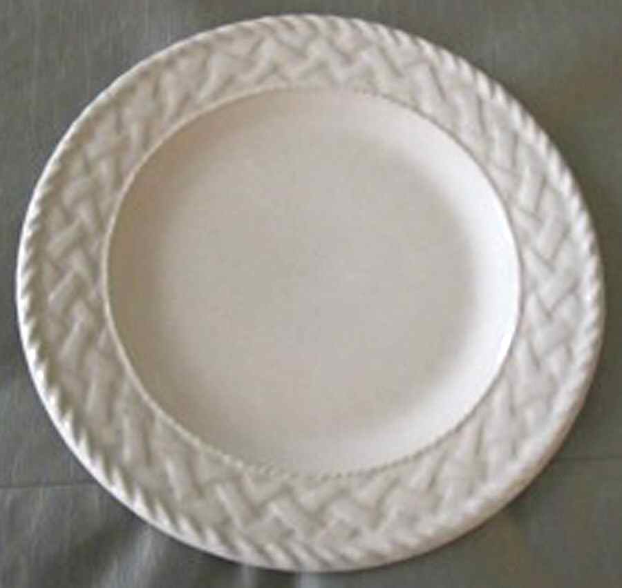 DAN162 Dinner Plate by Dansk-1