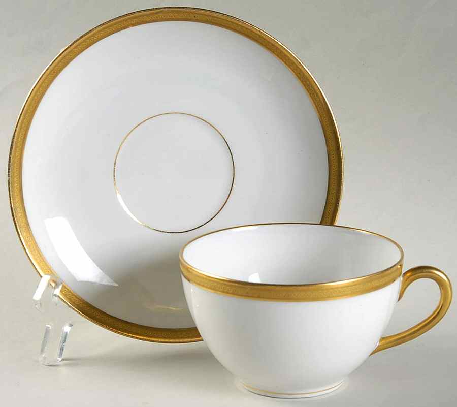 DEI180 Flat Cup & Saucer Set by Delinieres-1