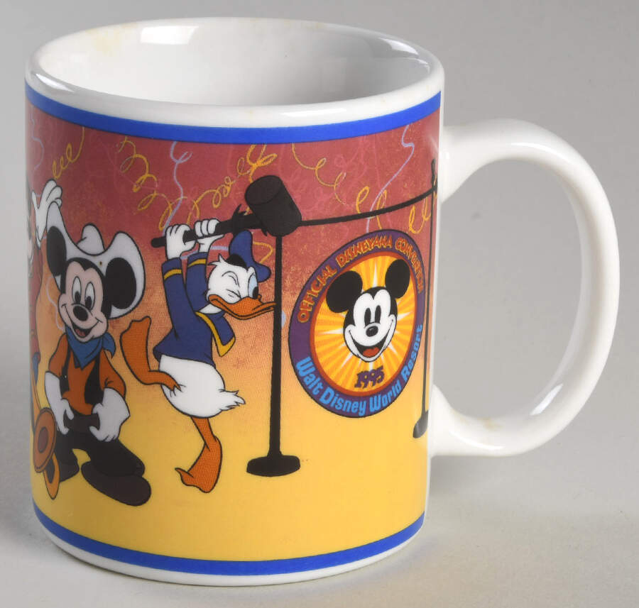 Mugs Mug by Disney-1