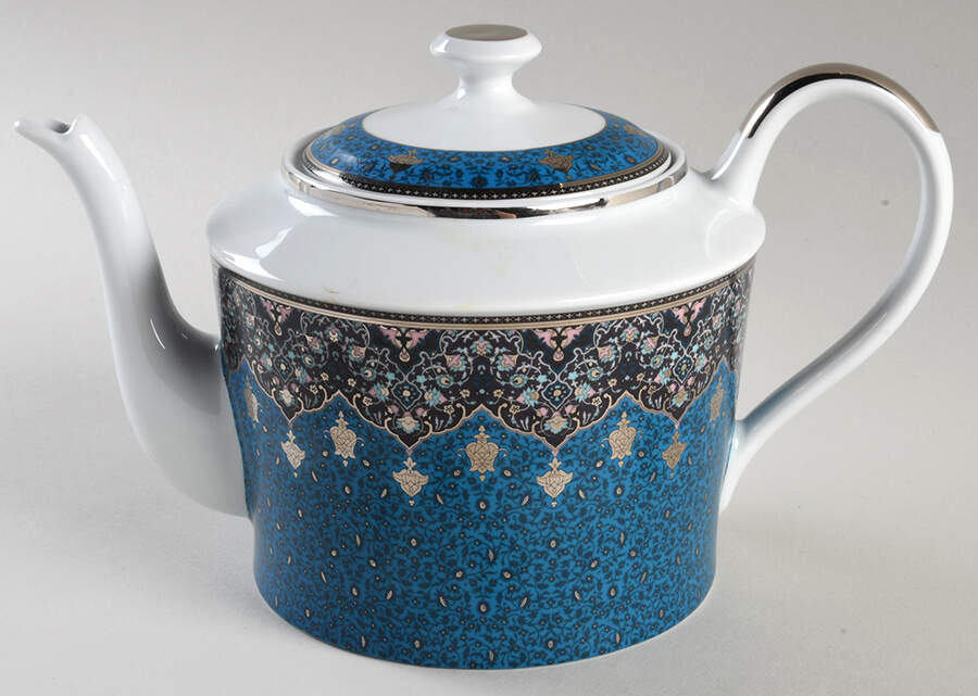 Dhara Peacock Teapot & Lid by Philippe Deshoulieres-1