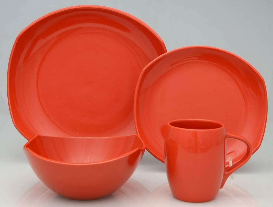 Classic Fjord Chili Red 16 Piece Set by Dansk-1