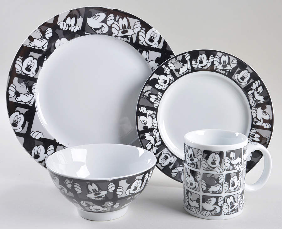 Mickey Grid 4 Piece Place Setting by Zrike-1