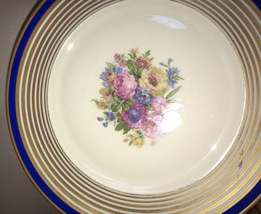 DDW3B Dinner Plate by Deluxe Decorating-1