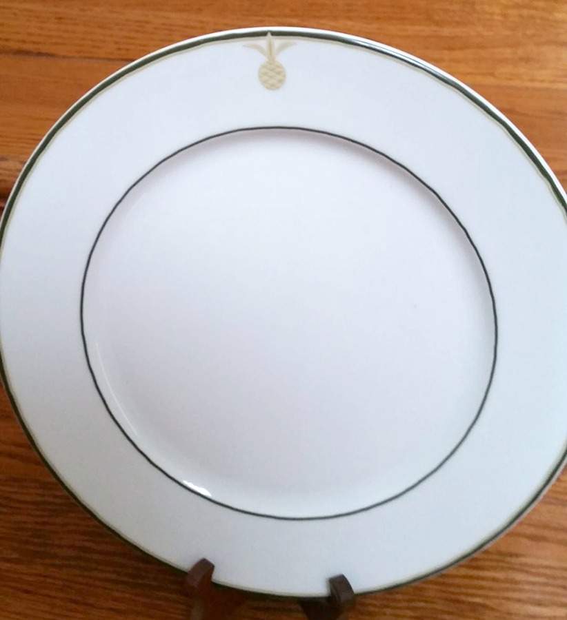 DEY6 Dinner Plate by Yves Deshoulieres-1