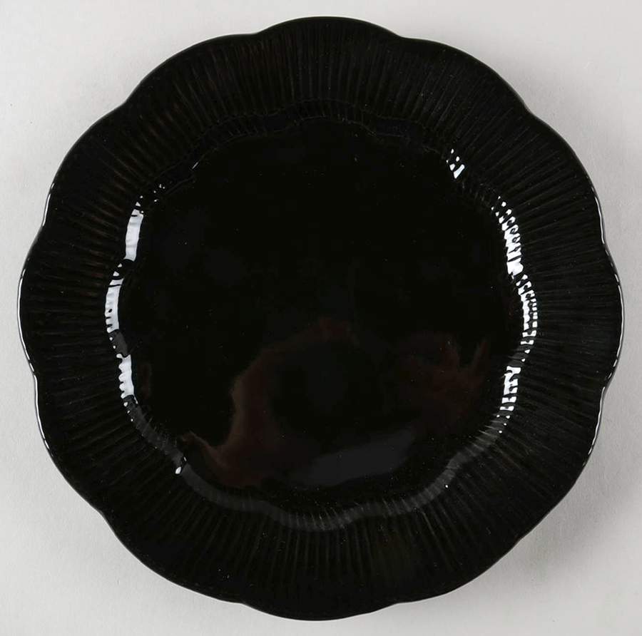 Serendra Black Salad/Dessert Plate by David Tutera-1