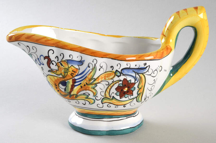 DER91 Gravy Boat by Deruta (Italy)-1