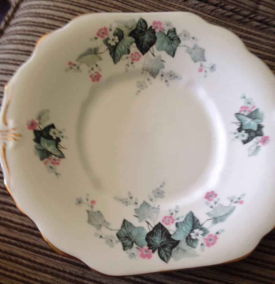 DUC102 Handled Cake Plate by Duchess-1
