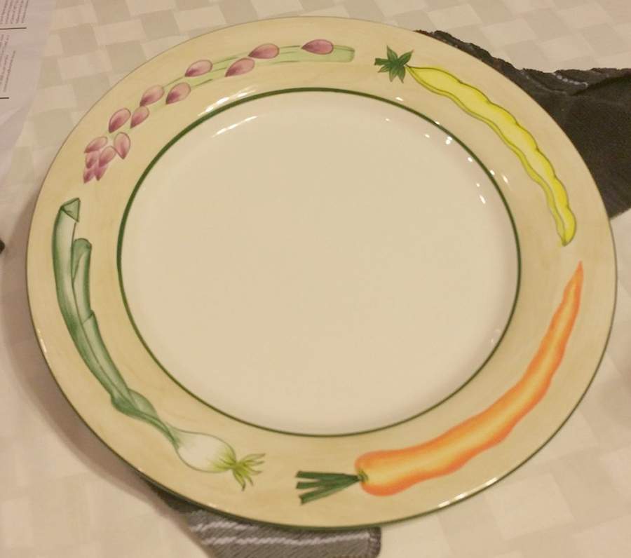 DPT20 12" Chop Plate (Round Platter) by Department 56-1