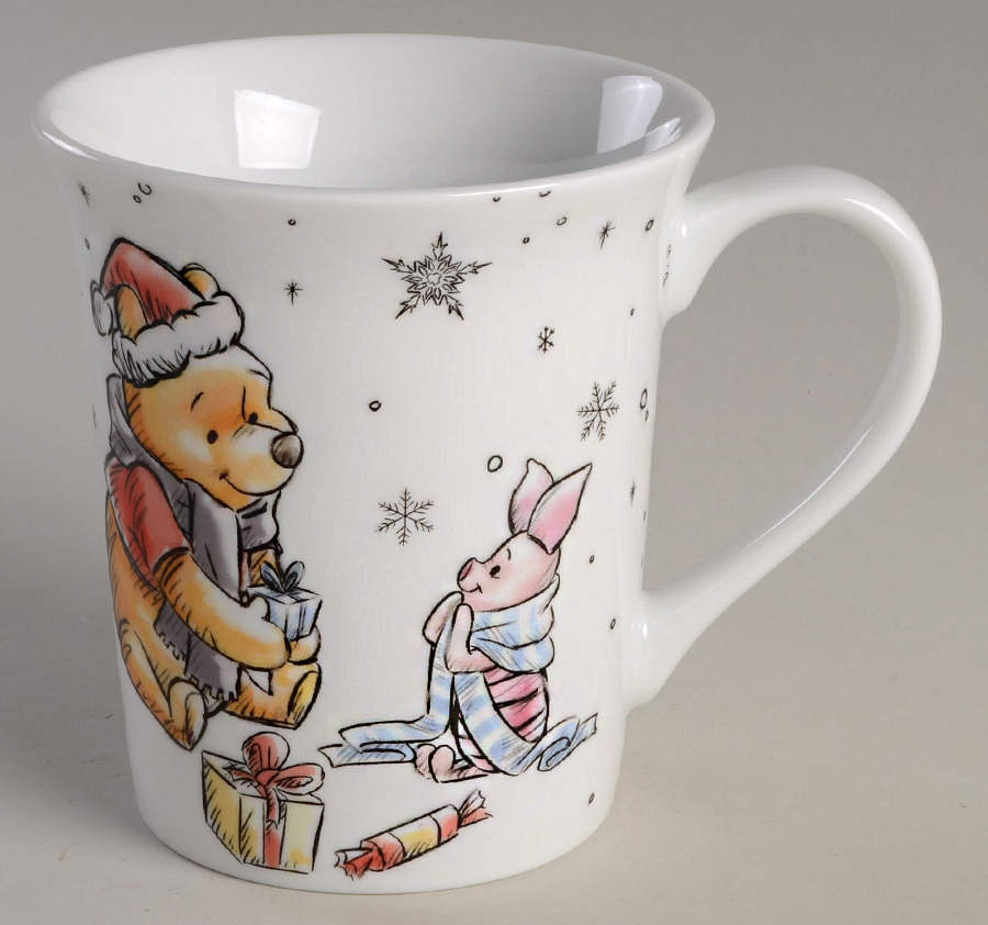 Pooh Christmas Mug by Zrike-1