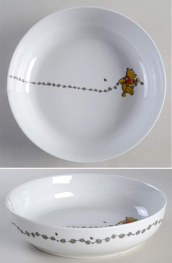 Winnie the Pooh Daisy Chain Individual Dinner Bowl by Zrike-1