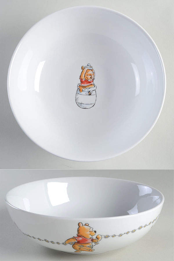 Winnie the Pooh Daisy Chain 9" Salad Serving Bowl by Zrike-1