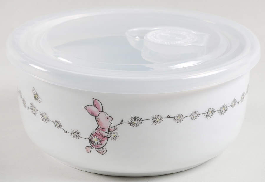 Winnie the Pooh Daisy Chain Small Serve & Store Bowl & Lid by Zrike-1