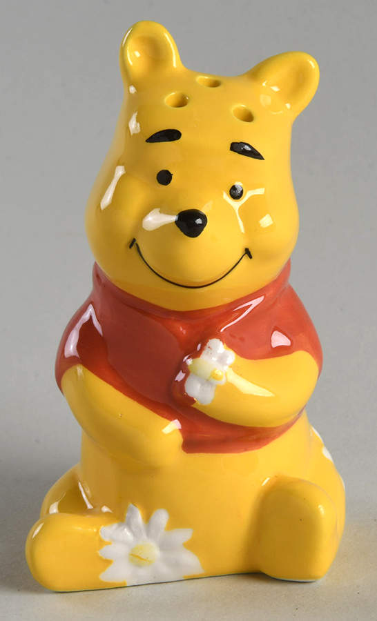 Winnie the Pooh Daisy Chain Figural Pepper Shaker by Zrike-1