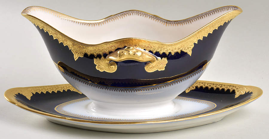 DEI232 Gravy Boat with Attached Underplate by Delinieres-1