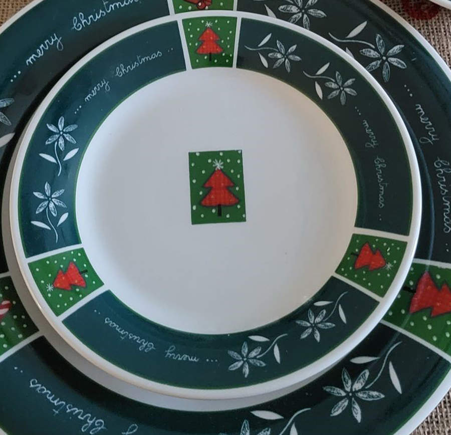 Holiday Fancy Salad Plate by Daily Dining-1