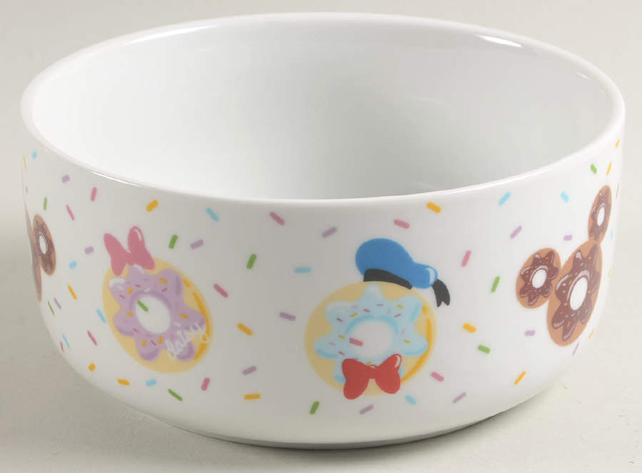 Mickey Mouse and Friends (Miscellaneous) 26 Oz Round Plastic Microwave Bowl No Vented Lid by Zrike-1