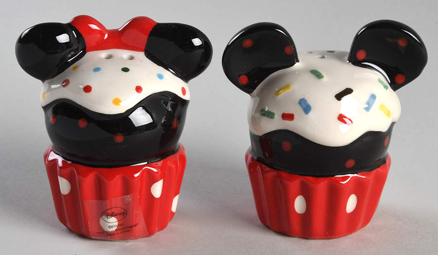 Mickey Mouse and Friends (Miscellaneous) Figural Salt & Pepper Set by Zrike-1