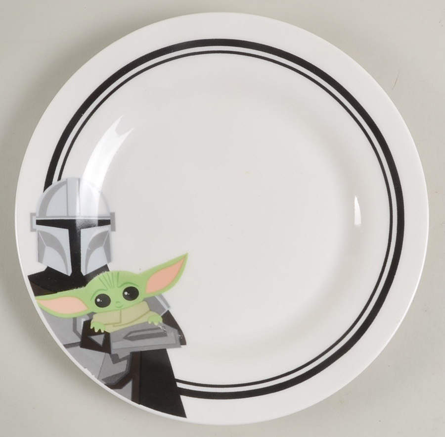 Mandalorian Salad/Dessert Plate by Disney-1