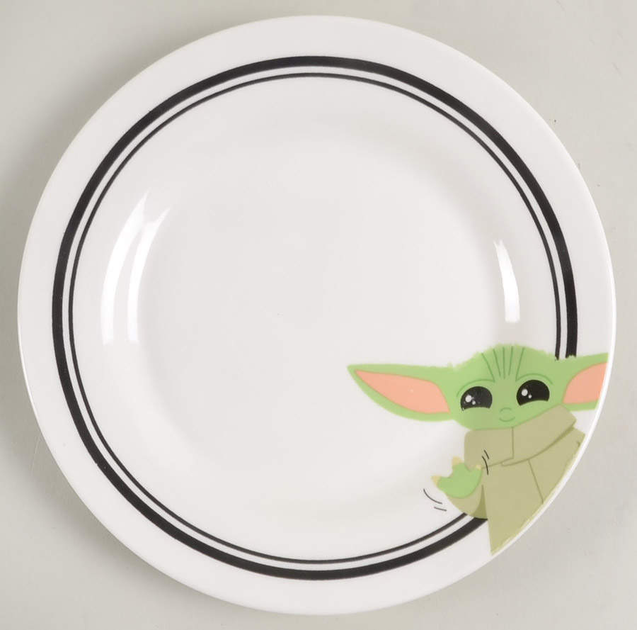 Mandalorian Salad/Dessert Plate by Disney-1