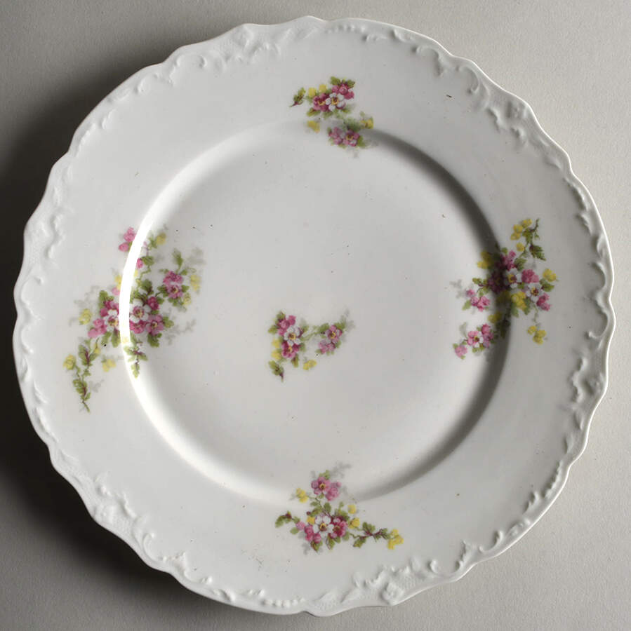 DMT70 Dinner Plate by G Demartine-1