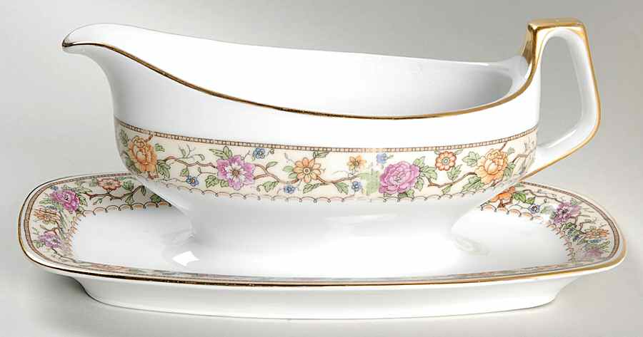 EAM10 Gravy Boat with Attached Underplate by E & A Muller-1