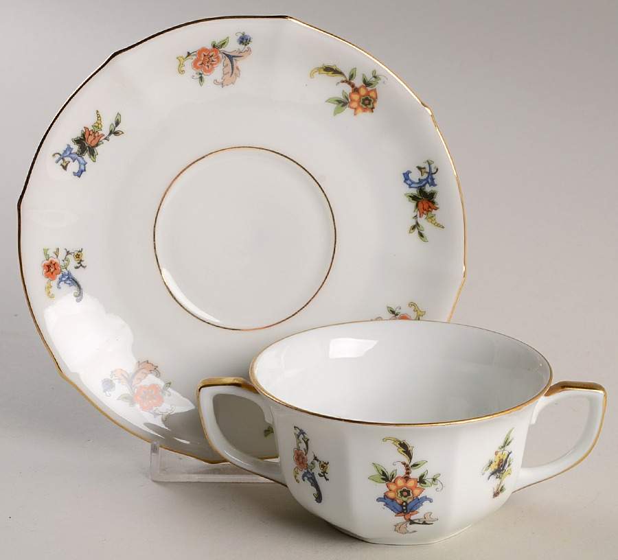 EAM8 Flat Bouillon Cup & Saucer by E & A Muller-1