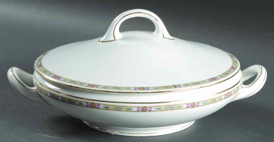 The Hanover Round Covered Vegetable by E & A Muller-1