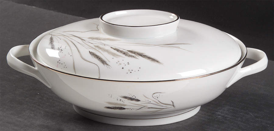 Ceres (Coupe) Oval Covered Vegetable by Easterling-1