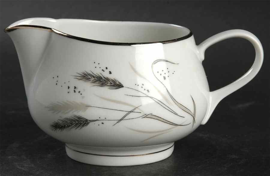 Ceres (Coupe) Creamer by Easterling-1