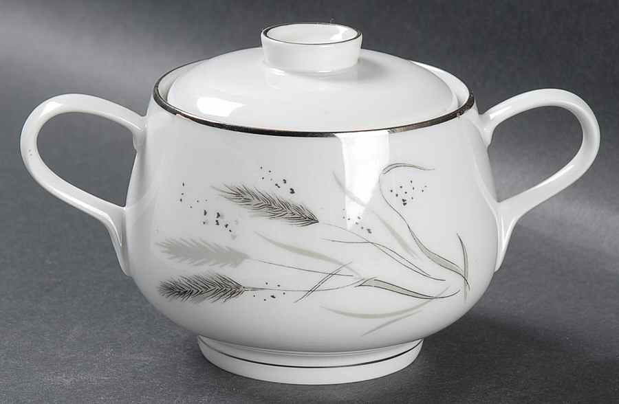 Ceres (Coupe) Sugar Bowl & Lid by Easterling-1