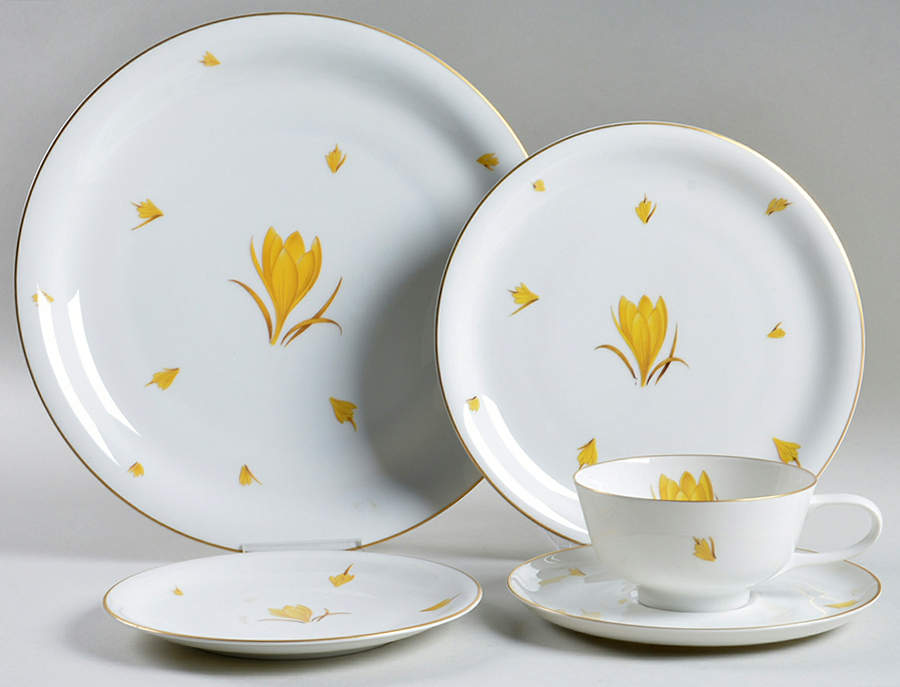 Golden Crocus 5 Piece Place Setting by Easterling-1