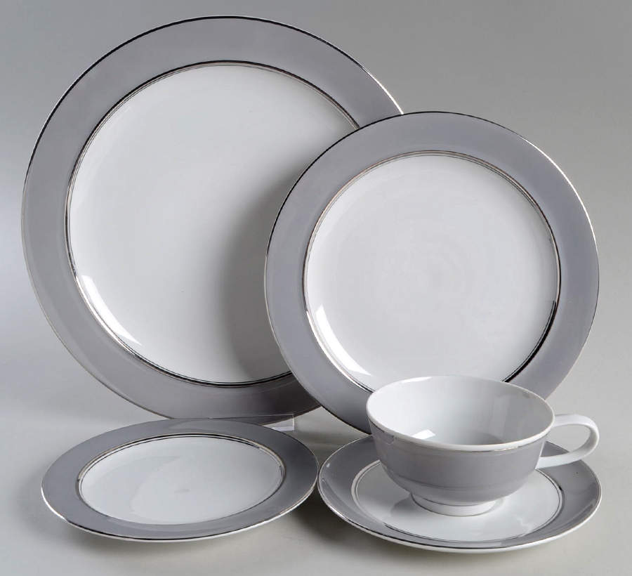 Majestic 5 Piece Place Setting by Easterling-1