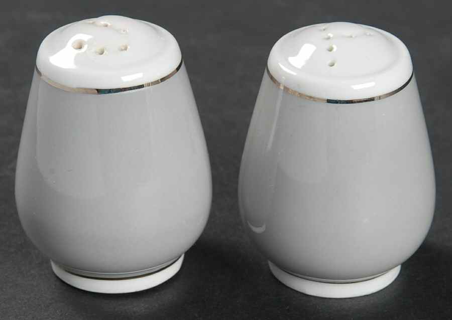 Majestic Salt & Pepper Set by Easterling-1